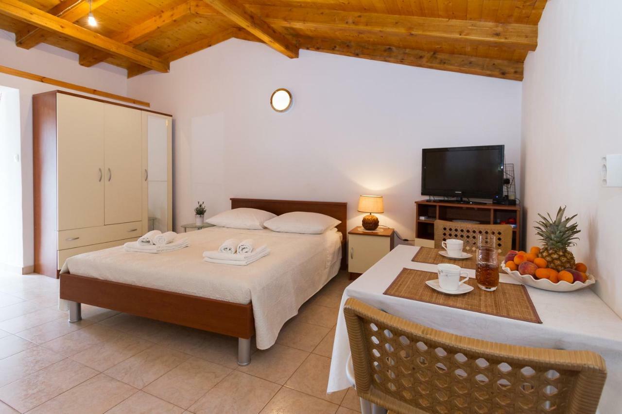 Beach Apartment M & B Poljana  Εξωτερικό φωτογραφία